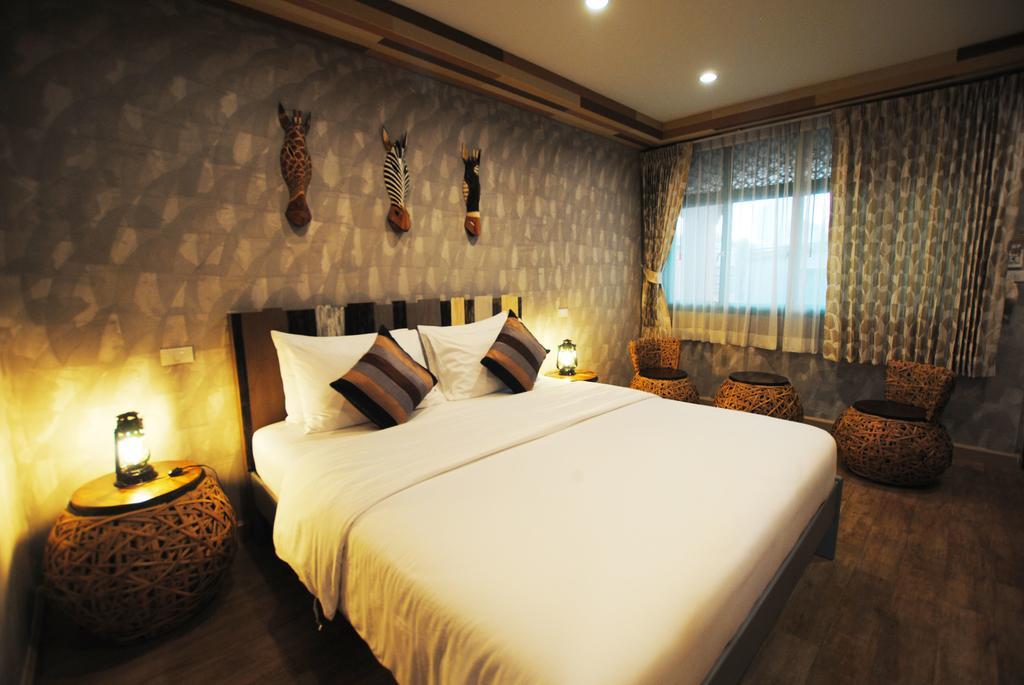 Focal Local Bed & Breakfast Bed and Breakfast Bangkok Buitenkant foto