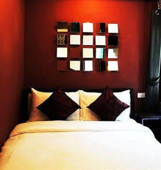 Focal Local Bed & Breakfast Bed and Breakfast Bangkok Buitenkant foto